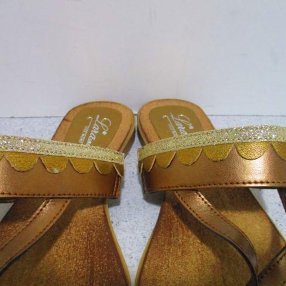 *Lara Collection Bronze Metallic Glitter Scallop T Strap Thong Sandals Flats - Picture 7 of 8